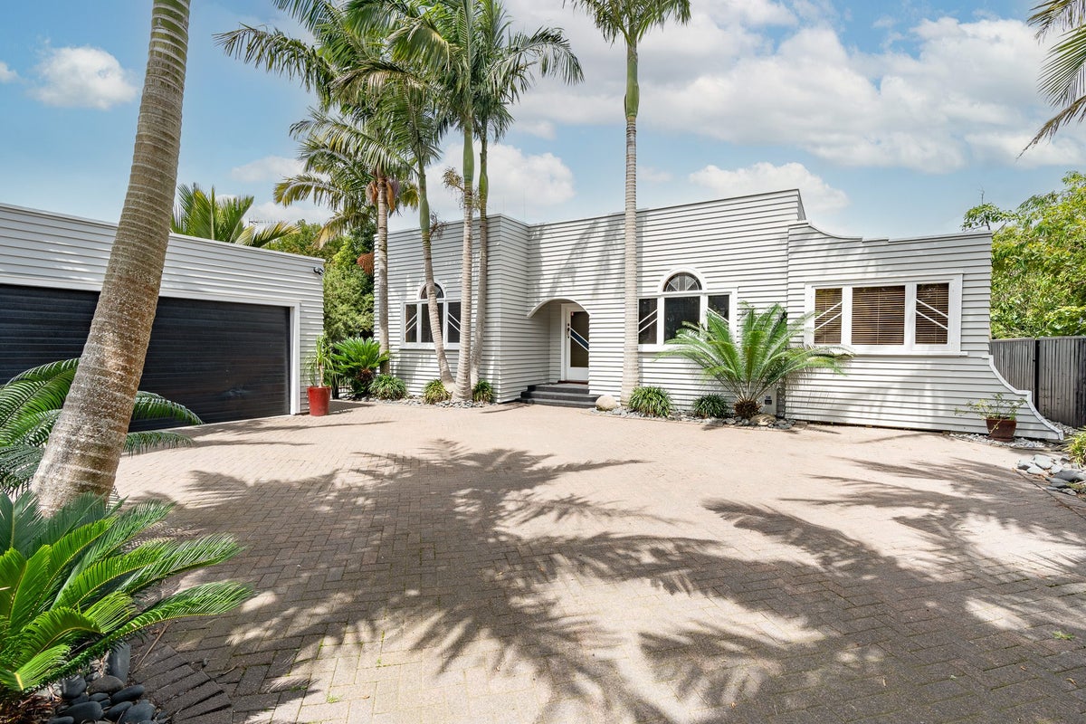 14 East Street, Claudelands, Hamilton - Carousel 1