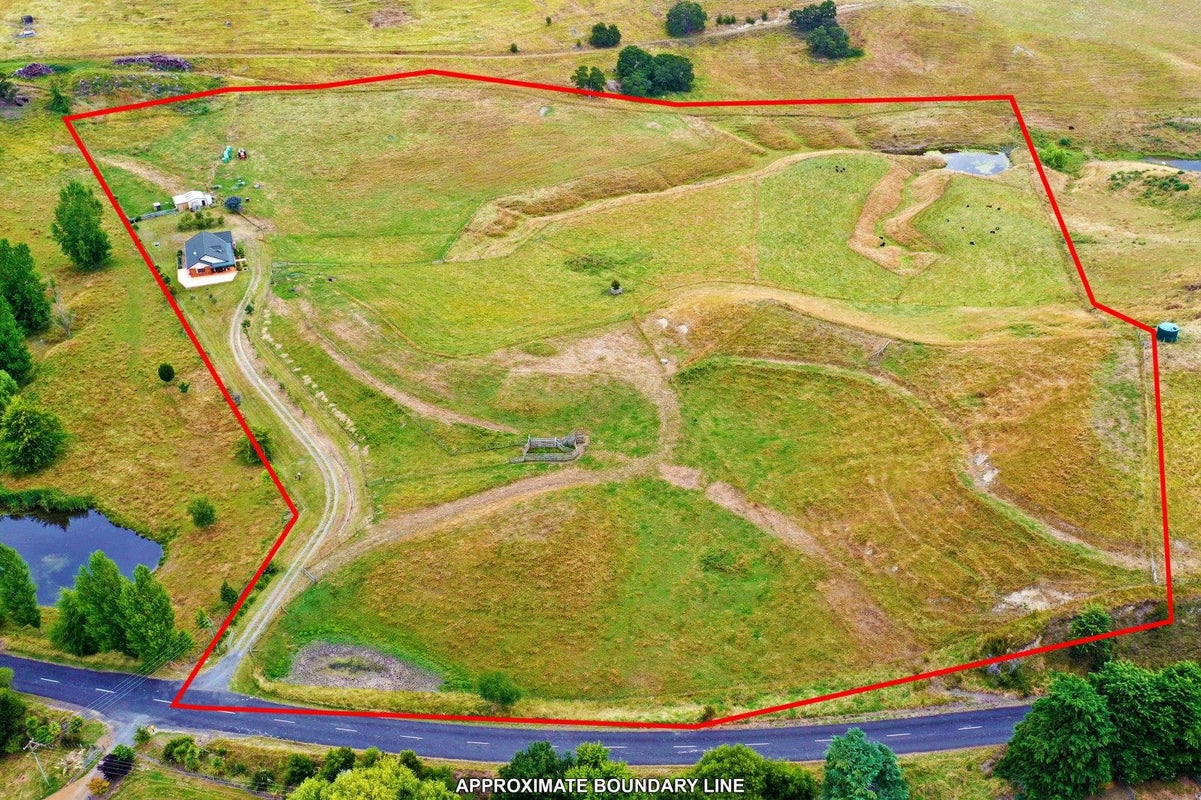 1795 Dartmoor Road, Dartmoor, Napier - Carousel 1