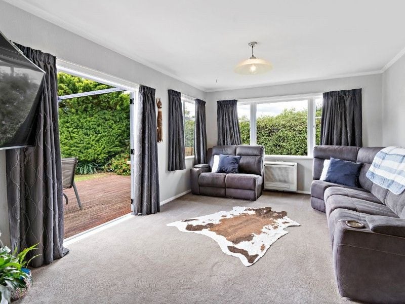 26 Kitchener Street, Lansdowne, Masterton - Carousel 2