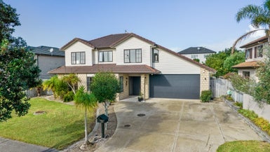 30 Pine Harbour Parade, Beachlands, Auckland - Carousel 1