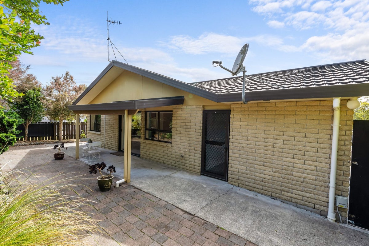 111B Fairway Drive, Te Kamo, Whangarei - Carousel 21
