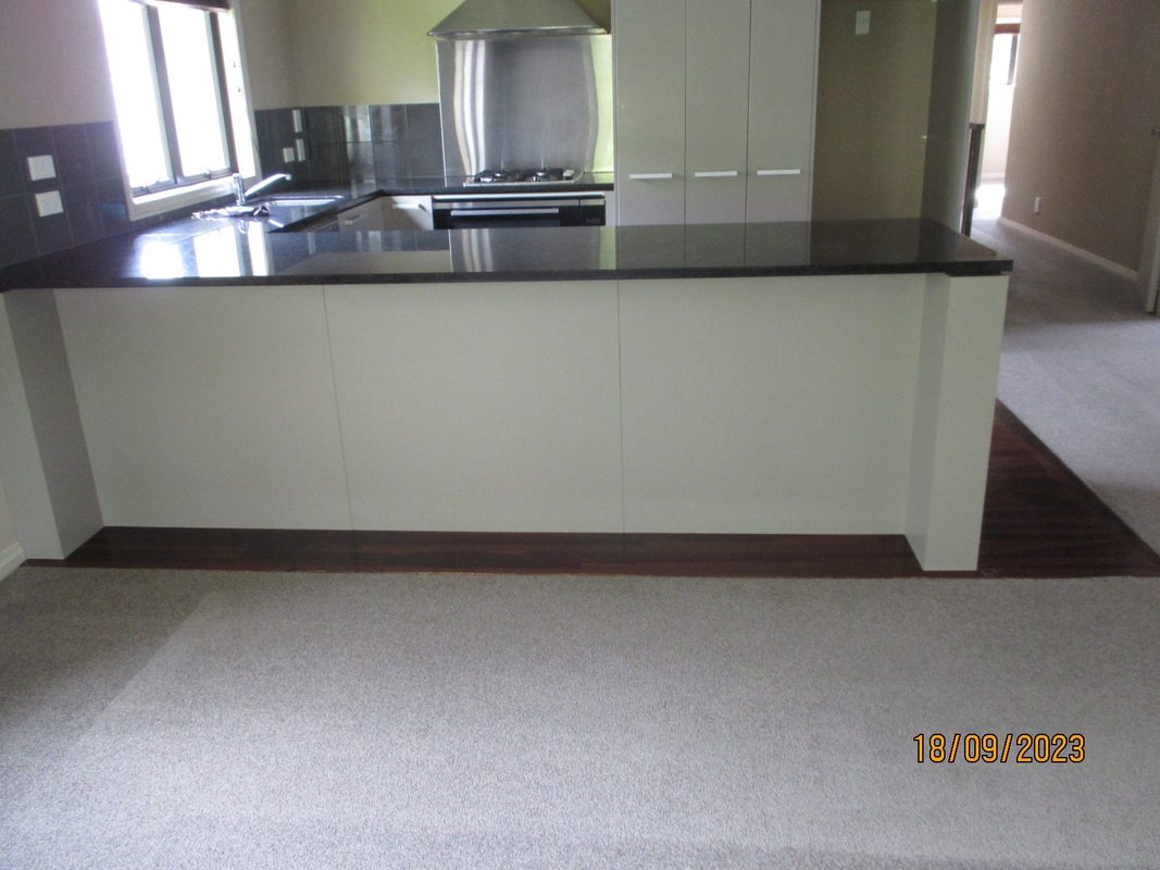 2B Bayside Drive, Browns Bay, Auckland - Carousel 3