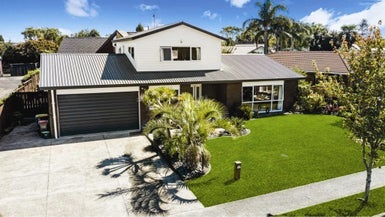 158 Walter Strevens Drive, Conifer Grove, Takanini - Carousel 1
