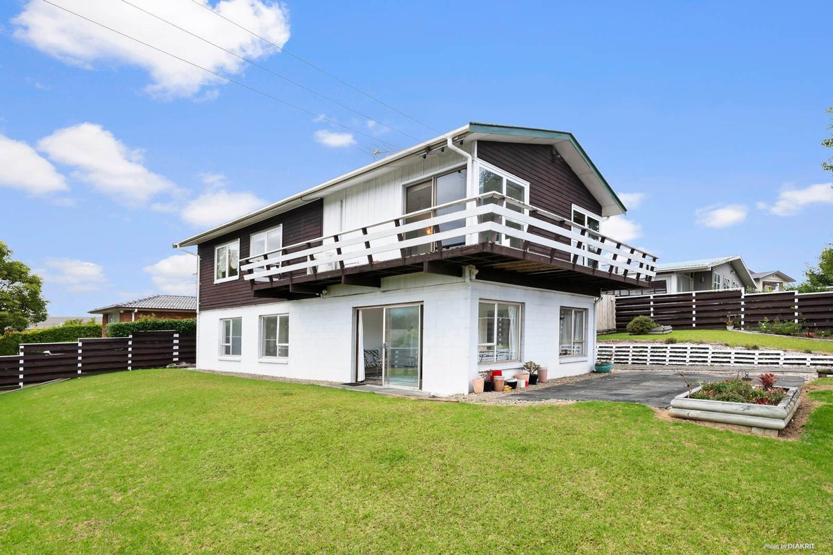97 Lauderdale Road, Birkdale, Auckland - Carousel 1