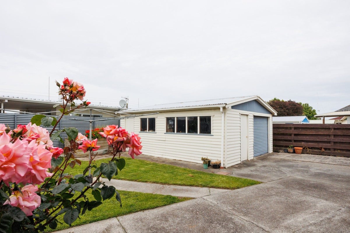 22 Palliser Place, Milson, Palmerston North - Carousel 27