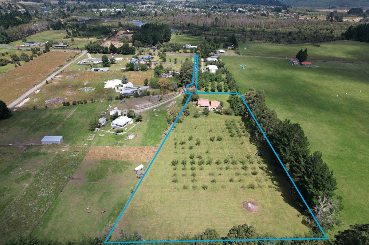 134 Grace Road, Turangi, Turangi - Carousel 2