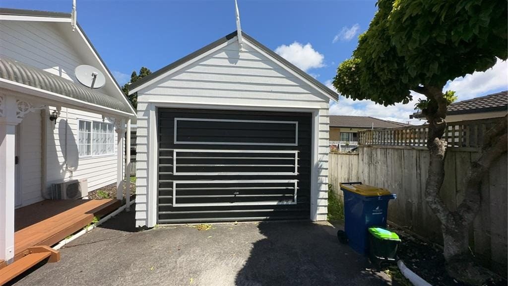 50A Rimu Street, New Lynn, Auckland - Carousel 8