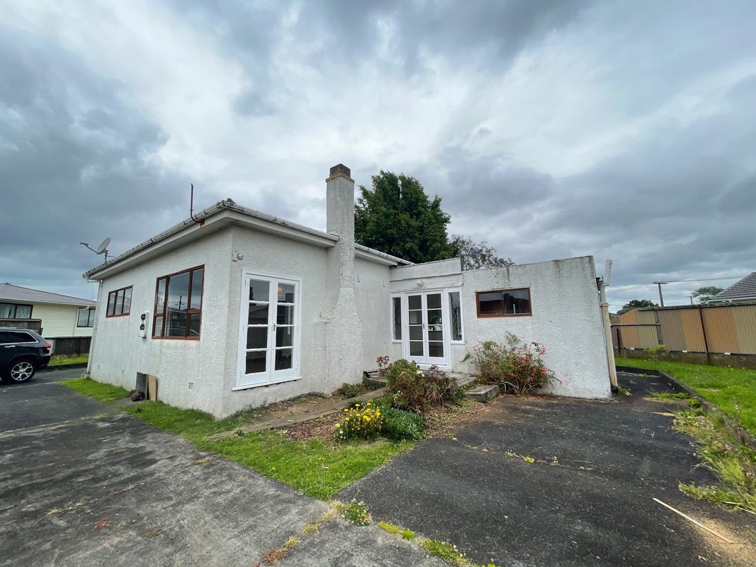 57 Tiraumea Drive, Pakuranga, Auckland - Carousel 12