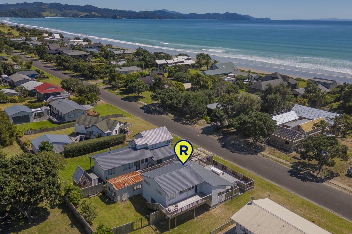 237 Kenwood Drive, Matarangi, Whitianga - Carousel 2