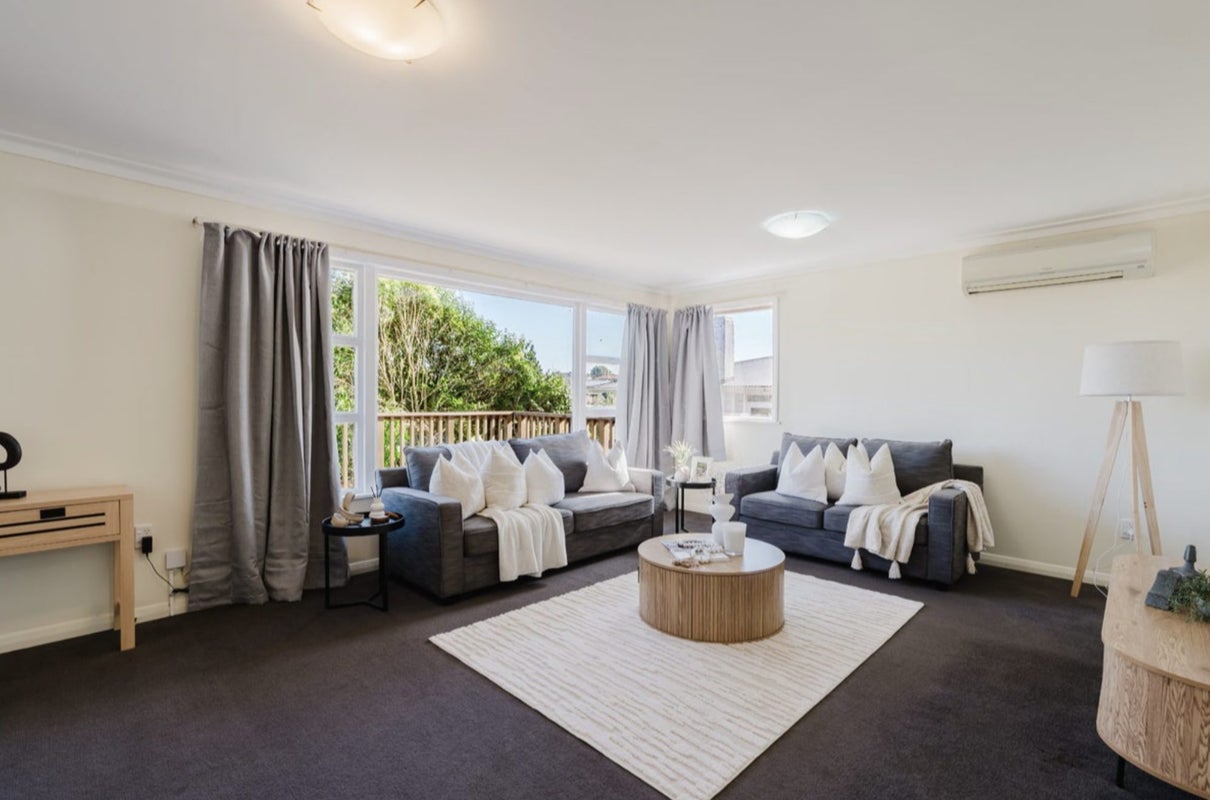 339 Cobham Drive, Hillcrest, Hamilton - Carousel 2