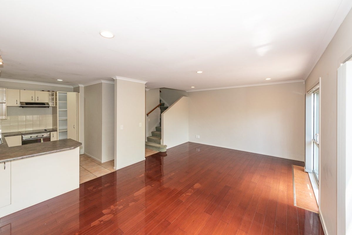 6/78 Fernhill Way, Oteha, Auckland - Carousel 1