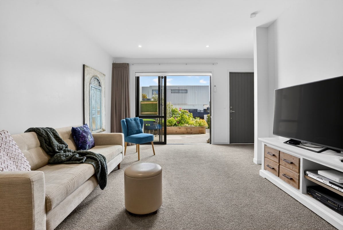 28 Walter Merton Road, Hobsonville, Auckland - Carousel 1