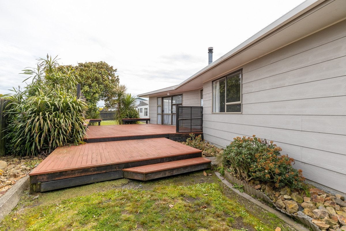 3 Apollo Parade, Milson, Palmerston North - Carousel 17