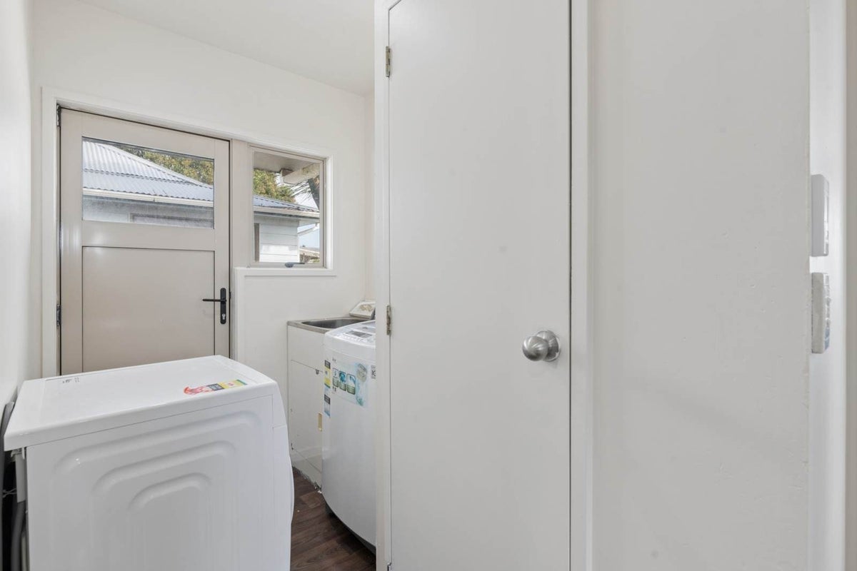 32A Station Road, Takanini, Auckland - Carousel 25