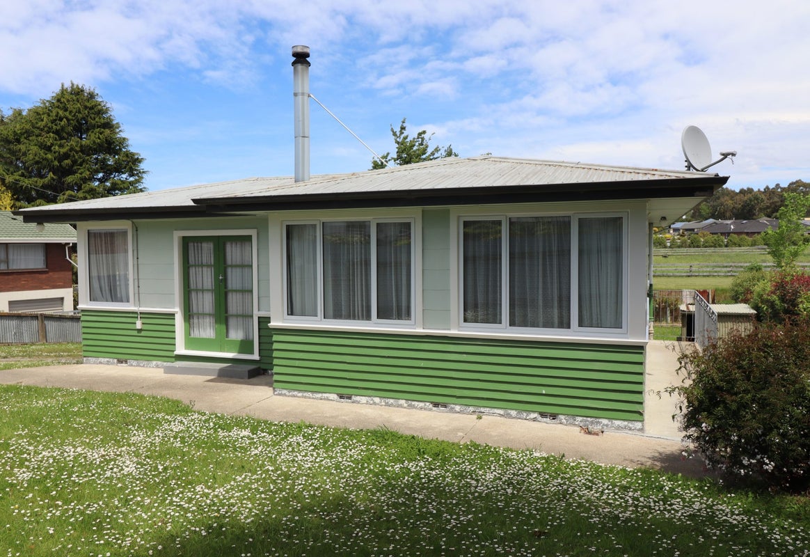 27 Arthur Street, Holmes Hill, Oamaru - Carousel 1