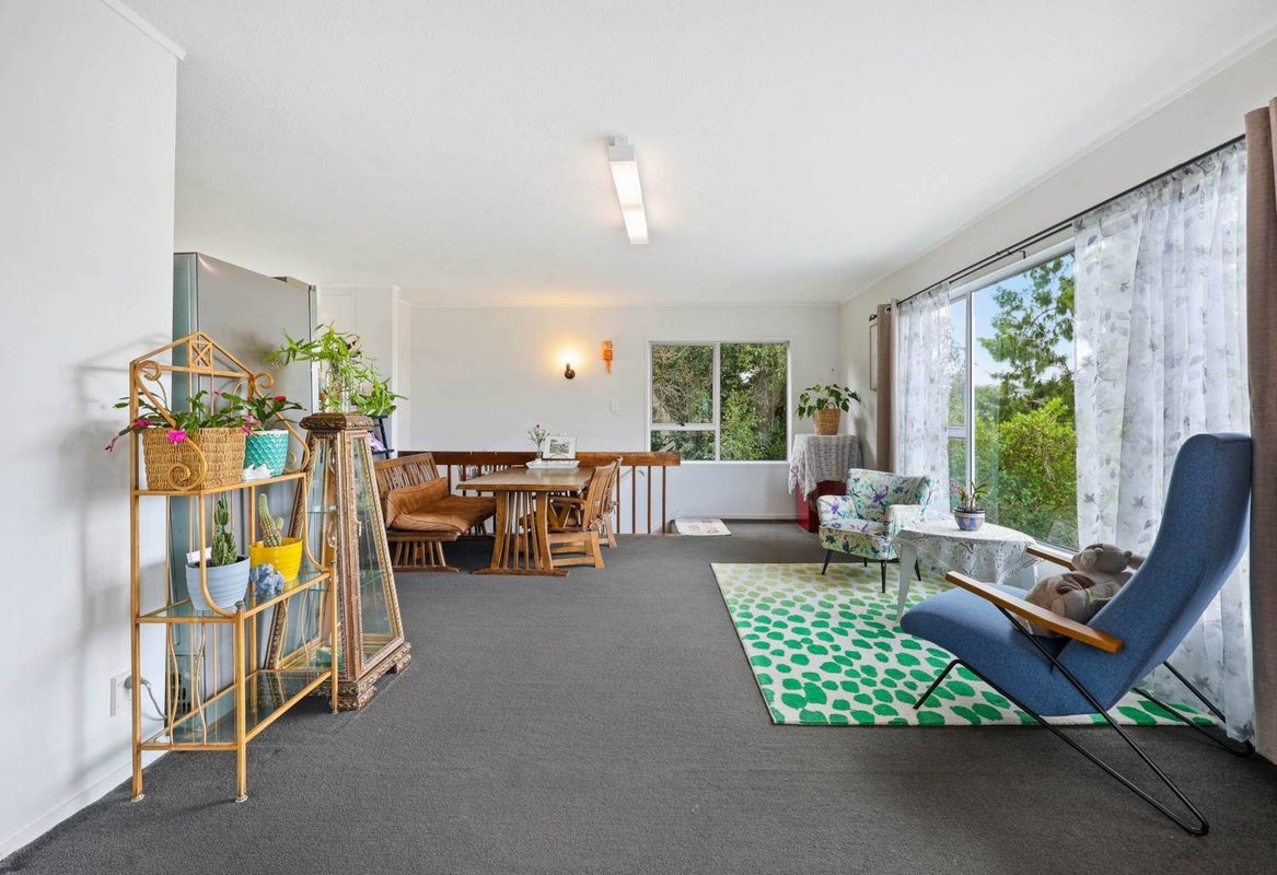 2/66 Cockayne Crescent, Sunnynook, Auckland - Carousel 2