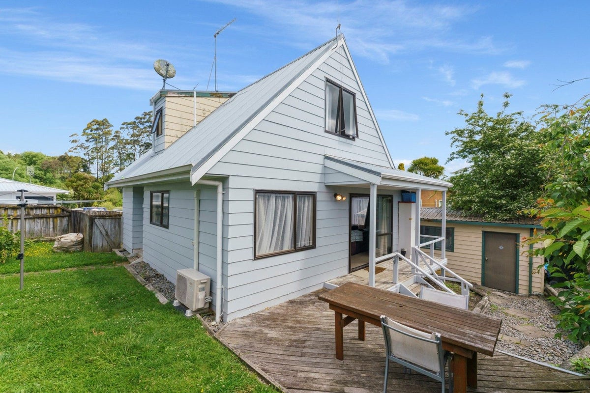 19A Olivine Street, Poike, Tauranga - Carousel 1