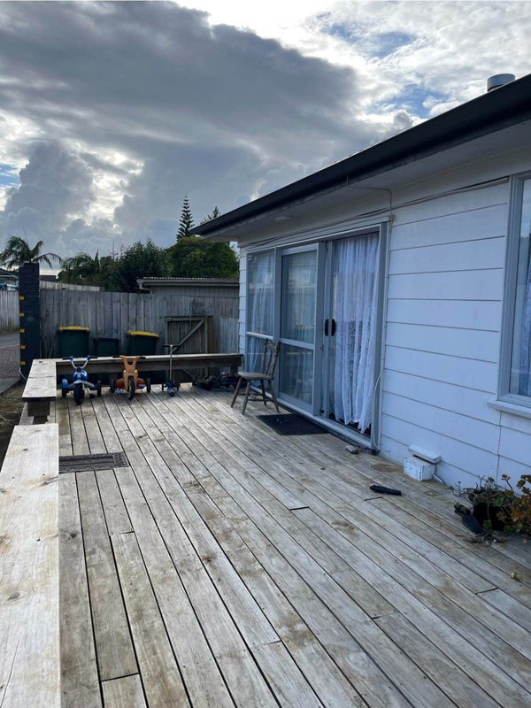 23 Benton Place, Manurewa, Auckland - Carousel 2