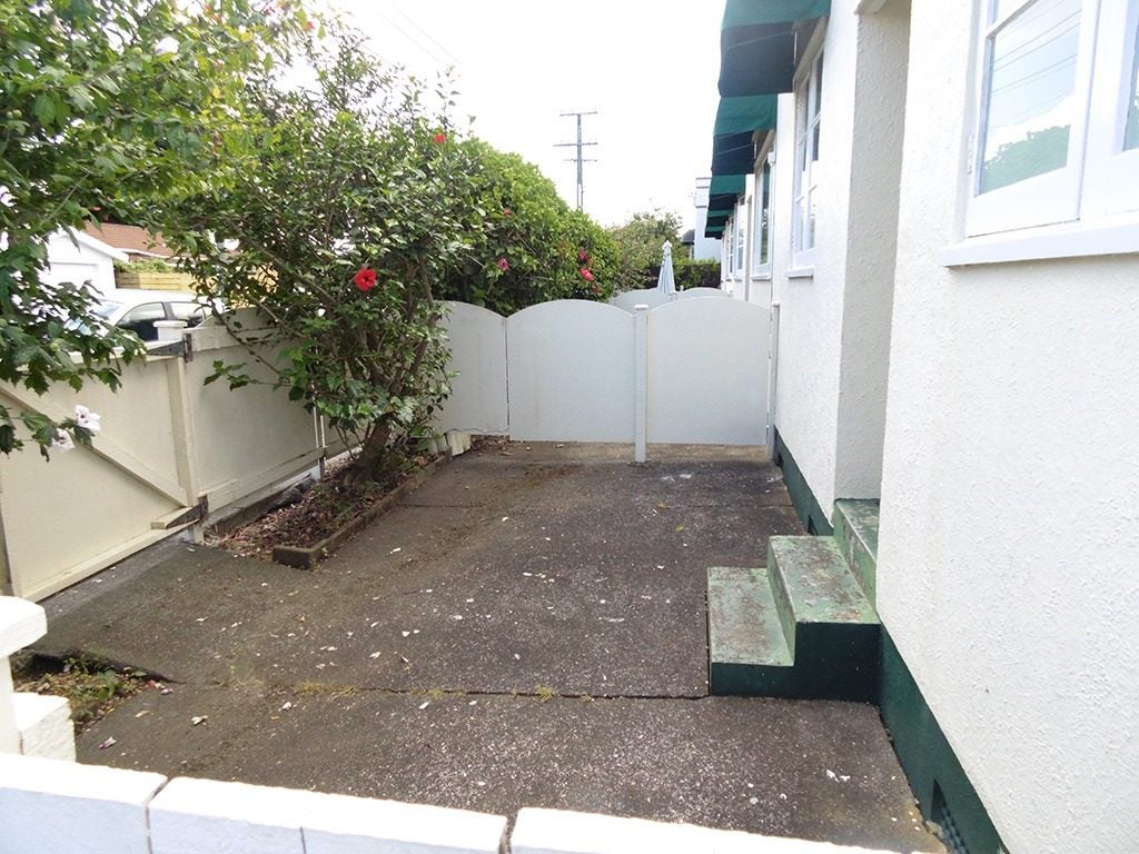 1C Bathurst Road, Mount Eden, Auckland - Carousel 2