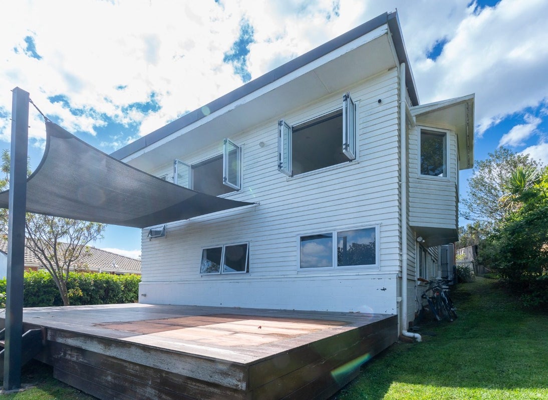 35 Pleasant Road, Glen Eden, Auckland - Carousel 1