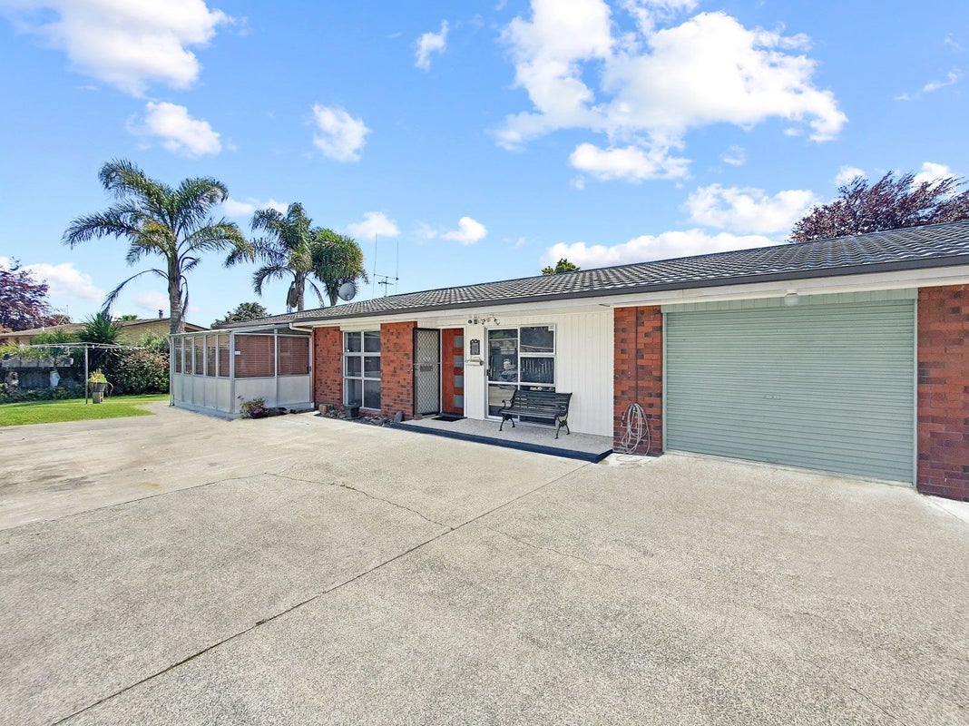 2/5 North Road, The Wood, Nelson - Carousel 2