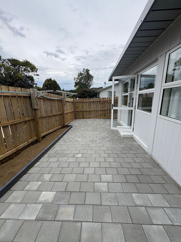 1/22 Mcdonald Crescent, Mount Wellington, Auckland - Carousel 11