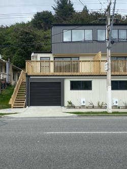 16 Main Road, Wainuiomata, Lower Hutt - Carousel 1