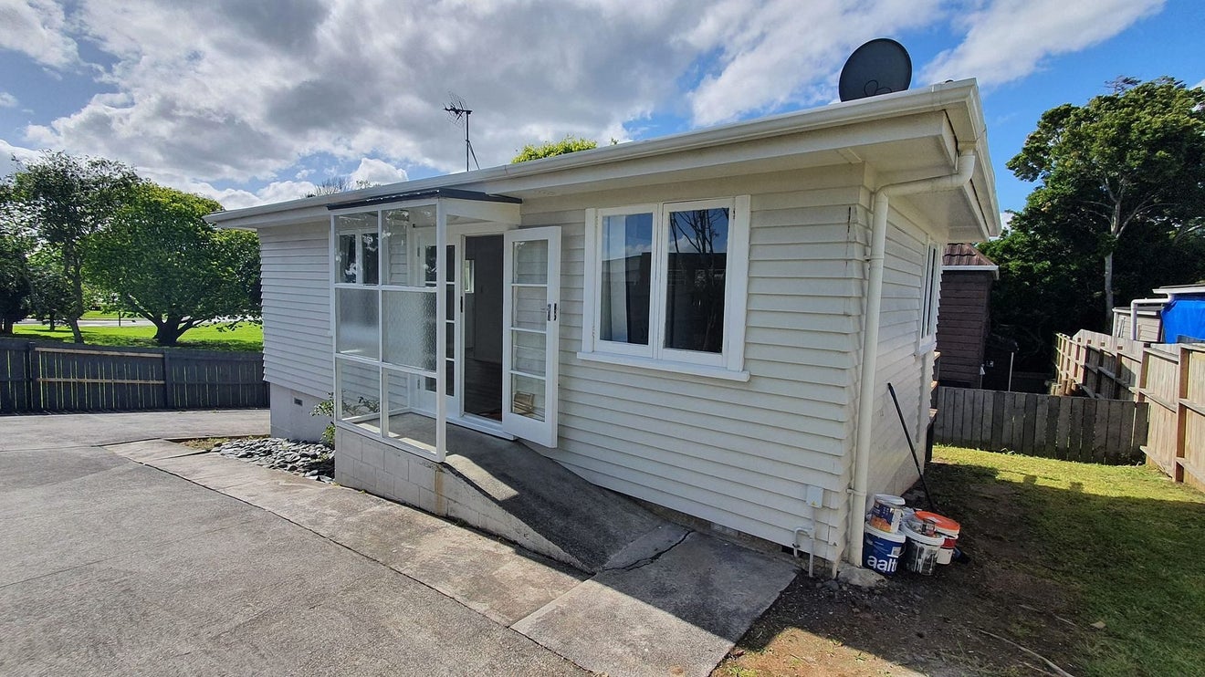 624 Pakuranga Road, Howick, Auckland - Carousel 2