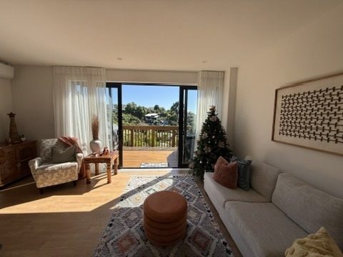 905E East Coast Road, Northcross, Auckland - Carousel 2