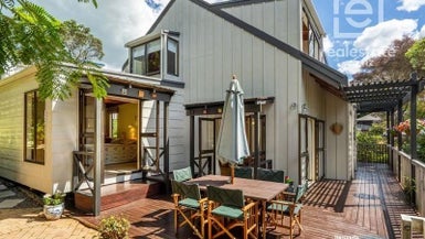 139A Mokoia Road, Birkenhead, Auckland - Carousel 1