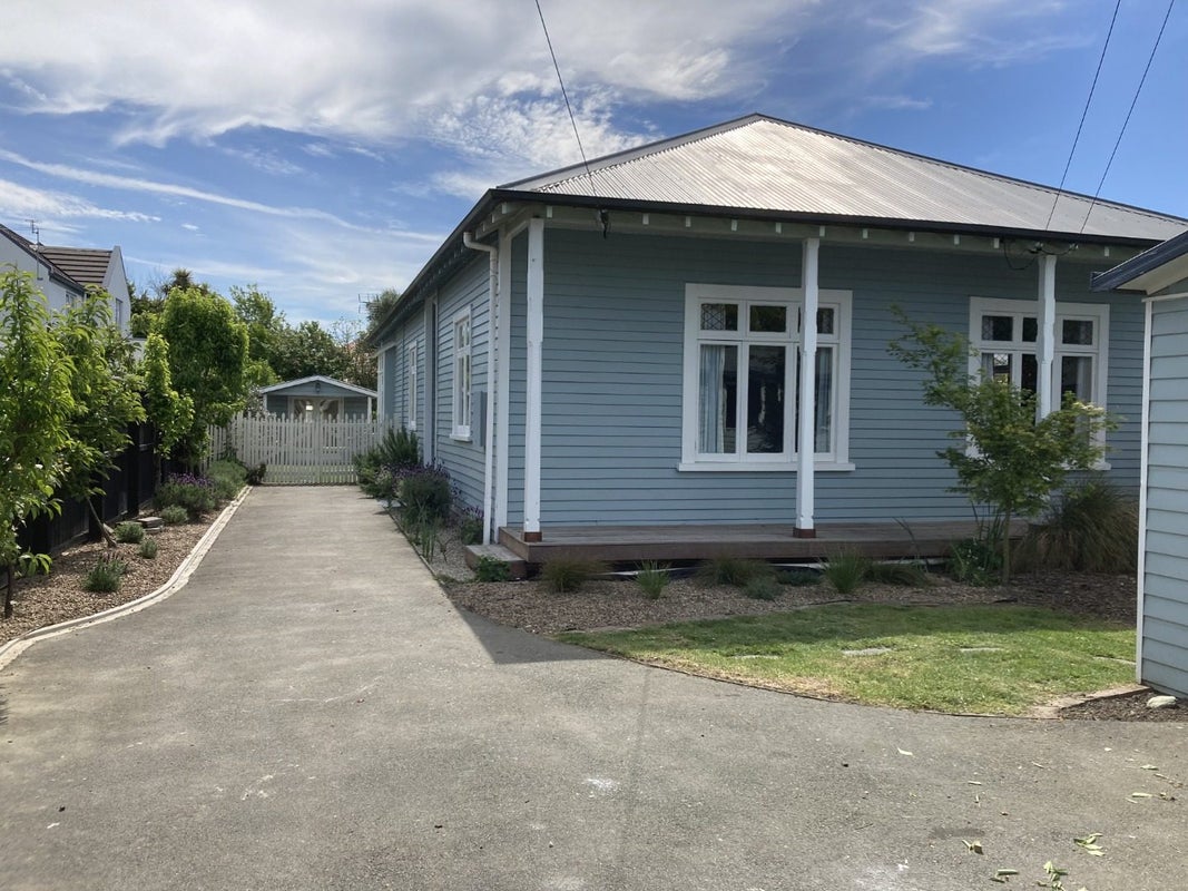 81 Knowles Street, St Albans, Christchurch - Carousel 1