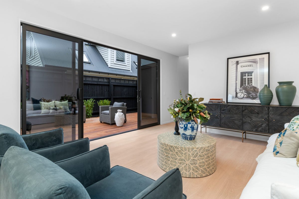 17 Shrewsbury Street, Merivale, Christchurch - Carousel 2