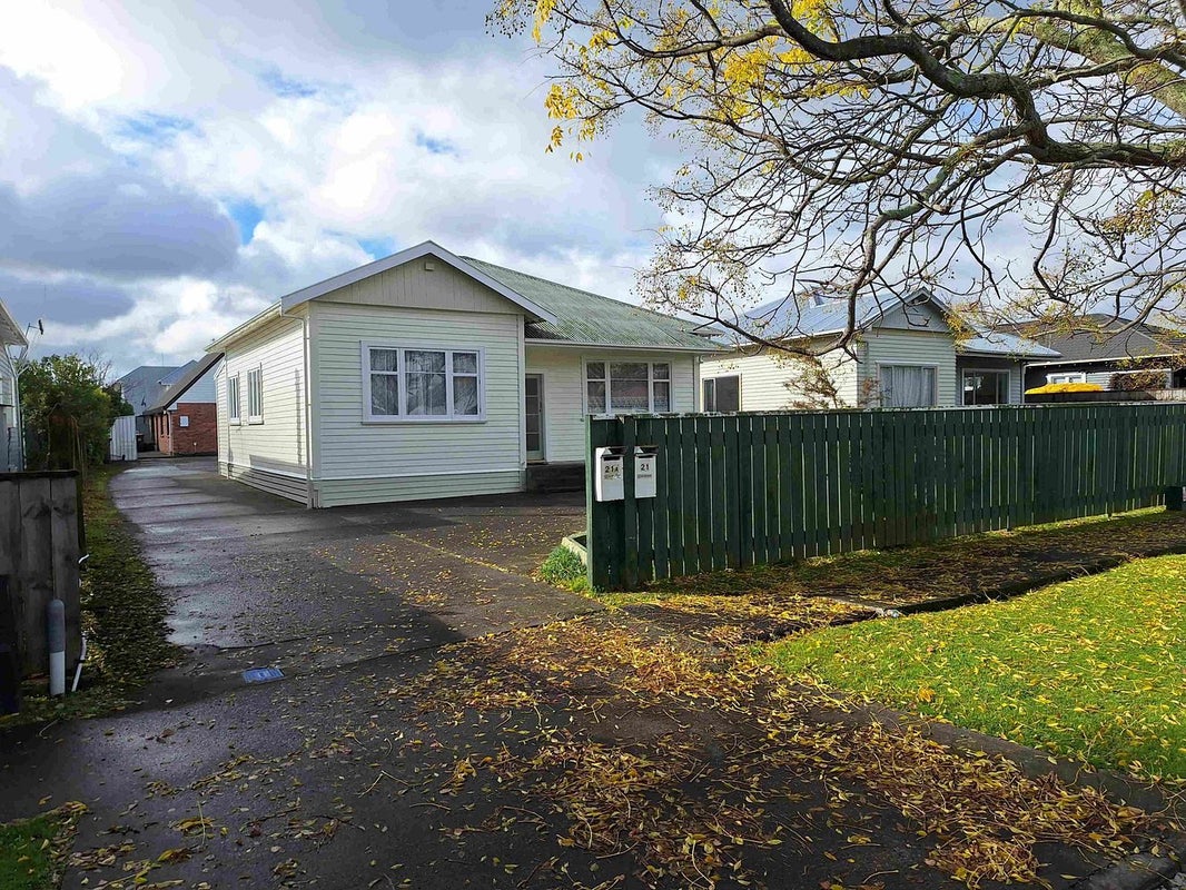 21 Worcester Street, West End, Palmerston North - Carousel 1