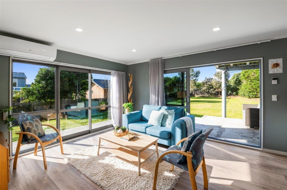 35 Rauparaha Street, Waikanae Beach, Waikanae - Carousel 2