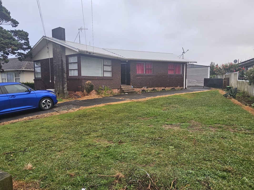 57 Smiths Avenue, Papakura, Papakura - Carousel 1