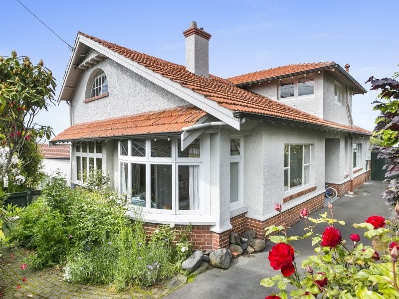 67 Drivers Road, Maori Hill, Dunedin - Carousel 1