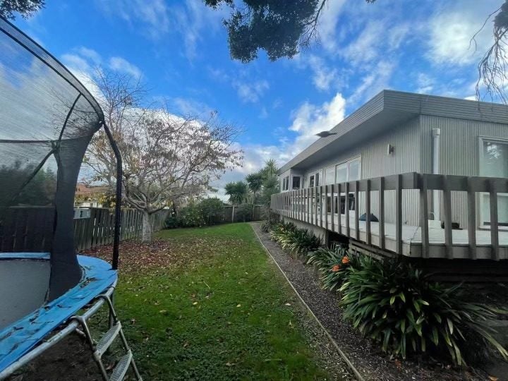 194 Cook Street, Howick, Auckland - Carousel 2
