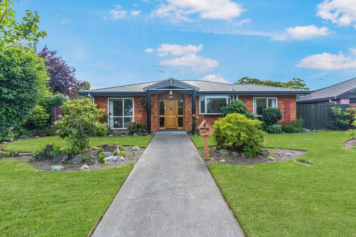 16 Fairweather Crescent, Kaiapoi, Kaiapoi - Carousel 1