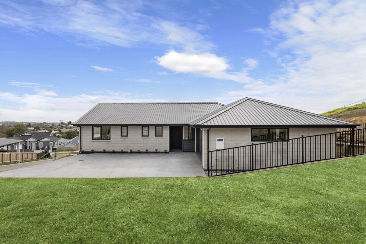 48 Pinkerton Place, Ohauiti, Tauranga - Carousel 17