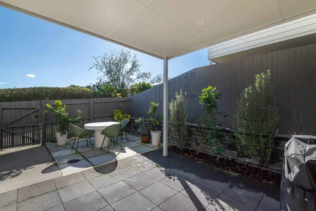 18 Dunkirk Terrace, Mount Albert, Auckland - Carousel 2