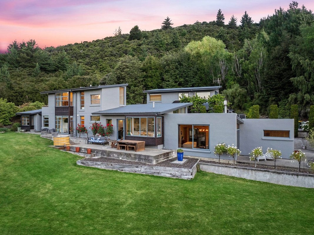 691 Aubrey Road, Albert Town, Wanaka - Carousel 2