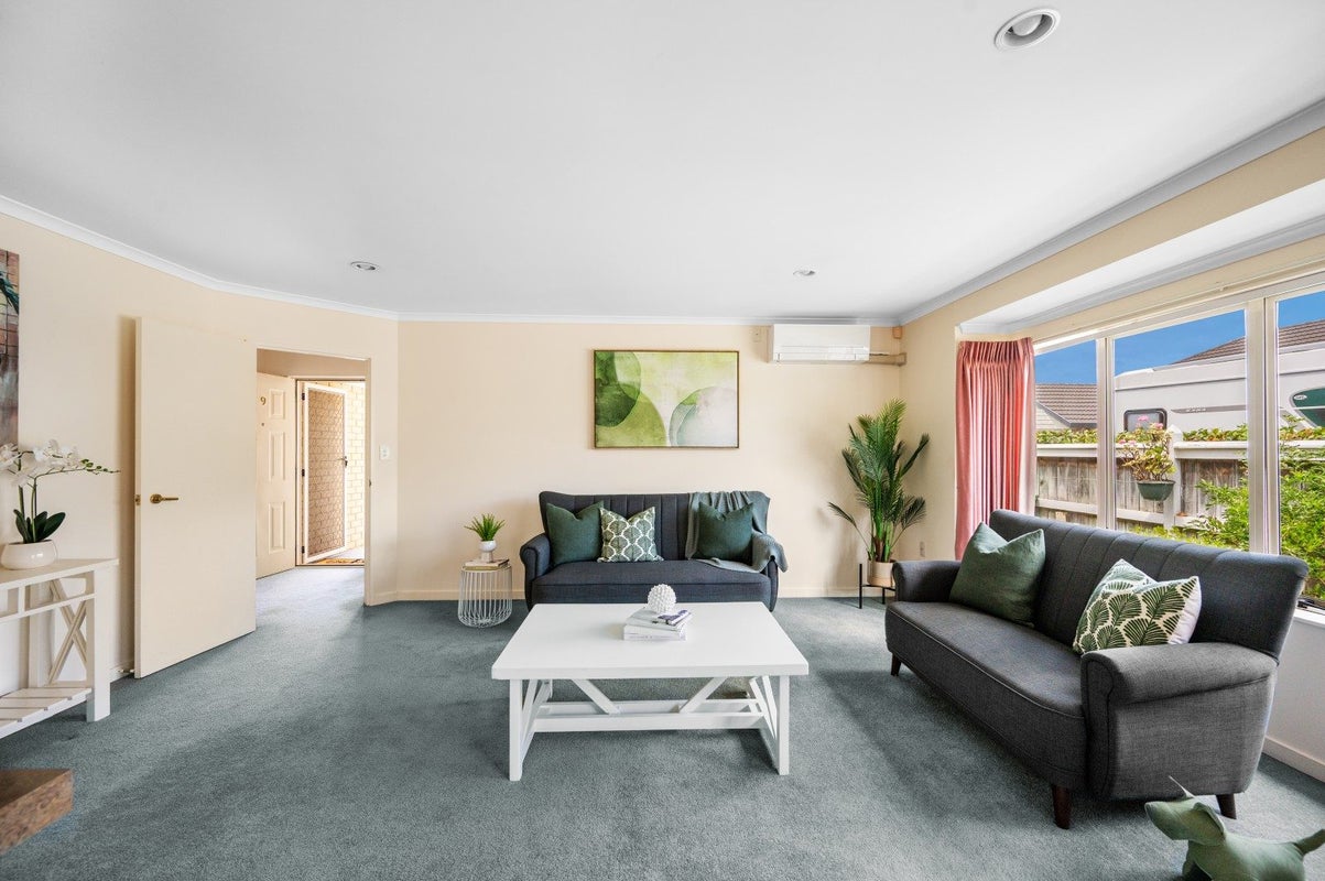 9/212 Grove RD, Mayfair, Havelock North - Carousel 2