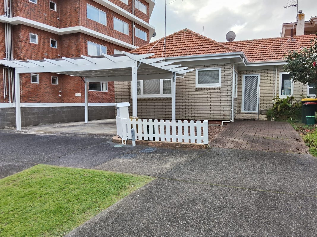 2/34 Marau Crescent, Mission Bay, Auckland - Carousel 2