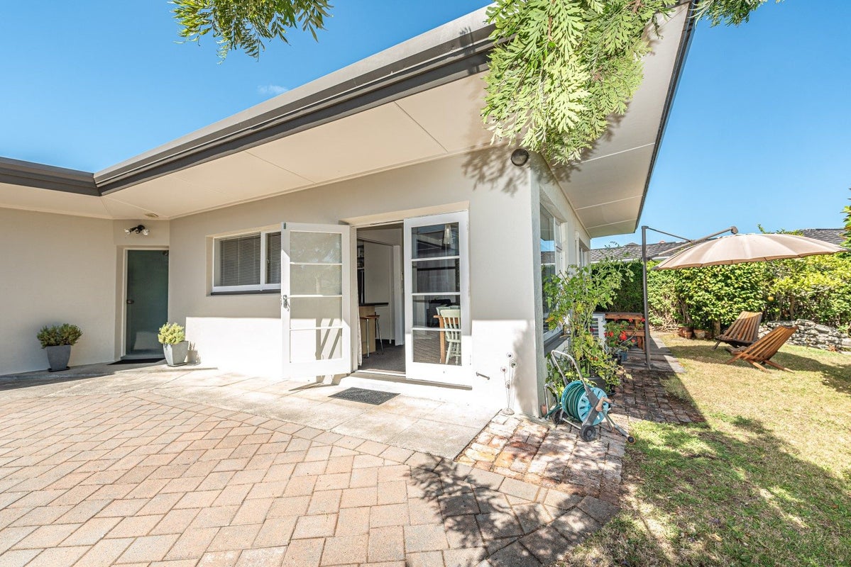 4 Bristow Street, Saint Johns Hill, Whanganui - Carousel 2