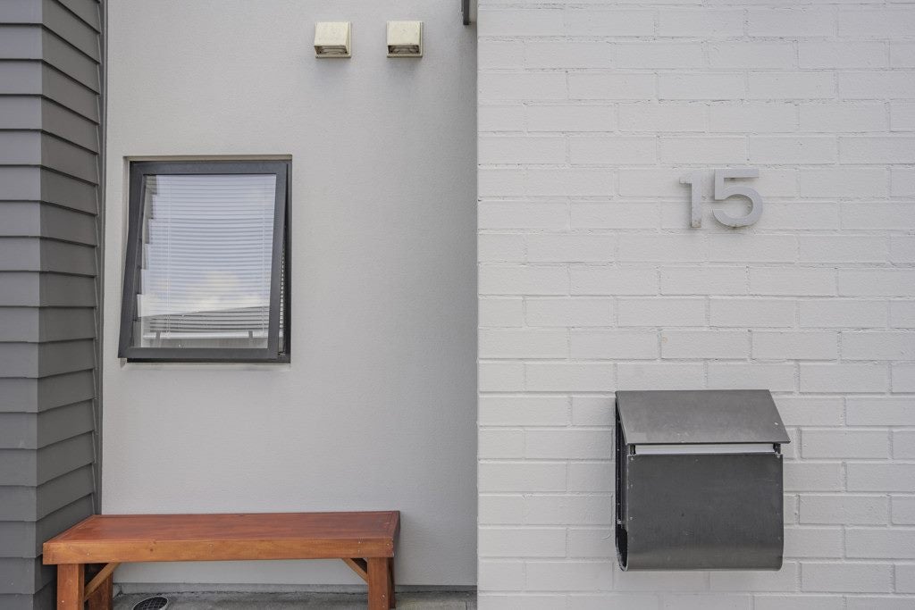 15/9 Surrey St, Tawa, Wellington - Carousel 22