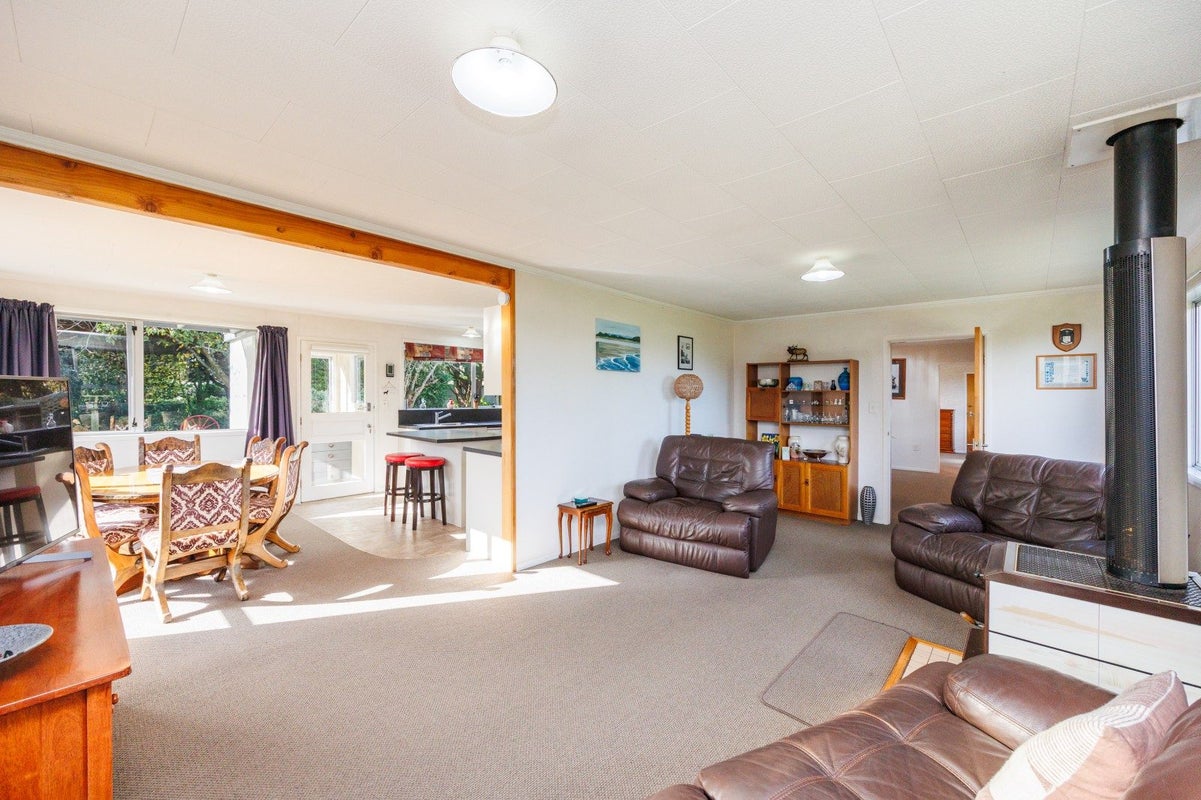 1366 Rangiotu Road, Tiakitahuna, Palmerston North - Carousel 2