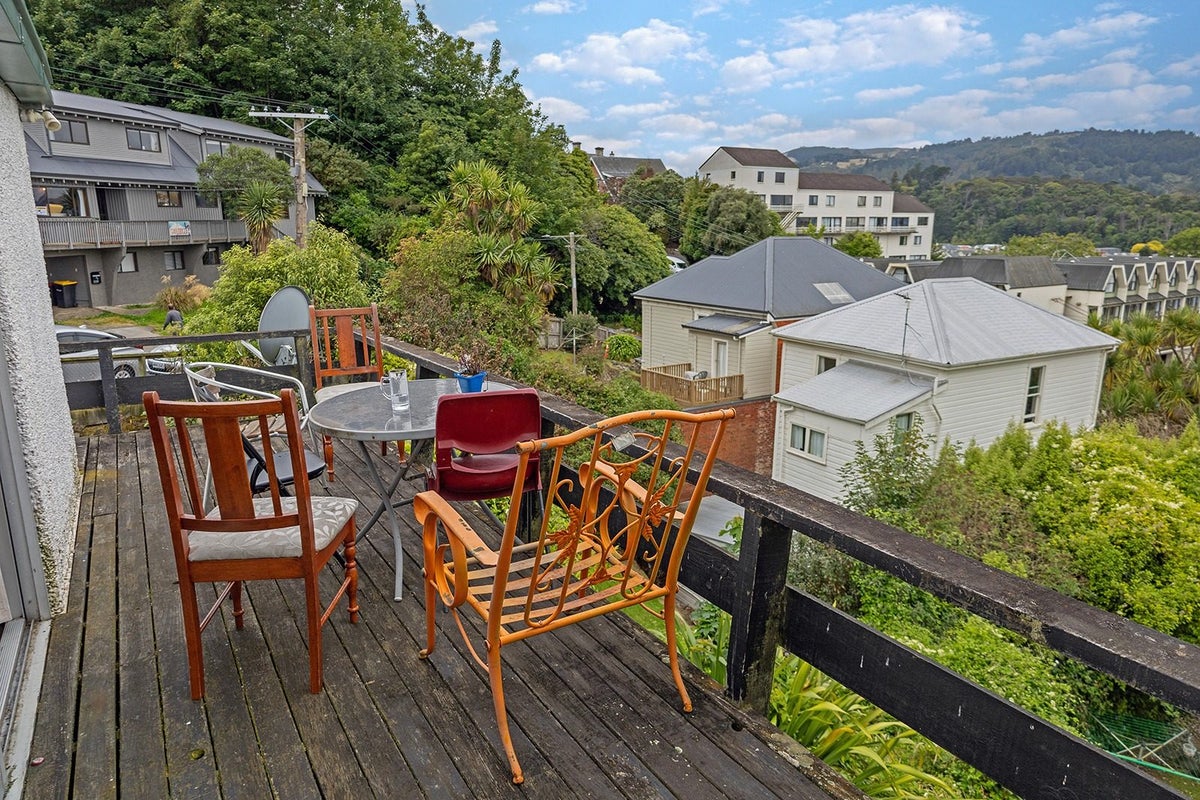 5 Cosy Dell Road, North Dunedin, Dunedin - Carousel 9