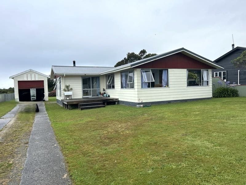 72 Moorhouse Street, Ross, Ross - Carousel 1