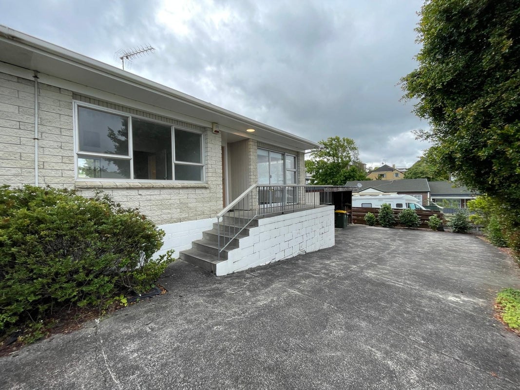 3/36 Abercrombie Street, Howick, Auckland - Carousel 1