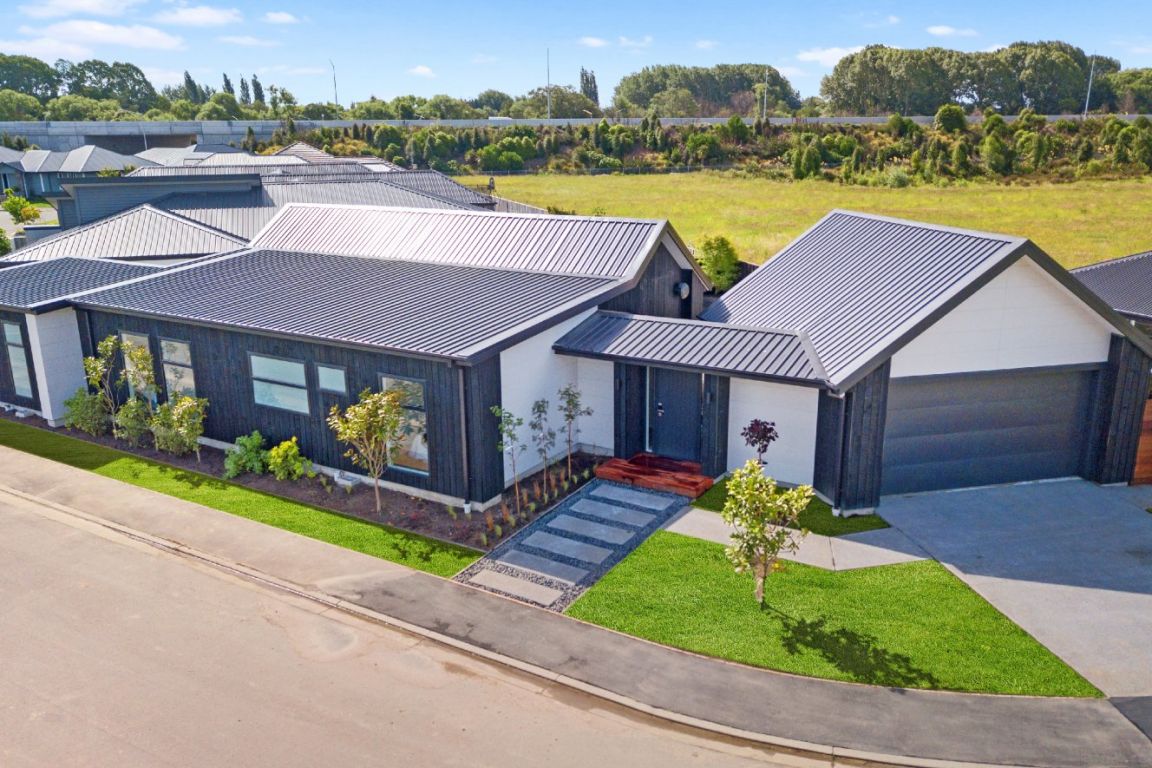 1 Karos Lane, Northwood, Christchurch - Carousel 2